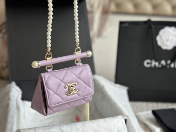 Chanel 24S珍珠鍊mini三角包